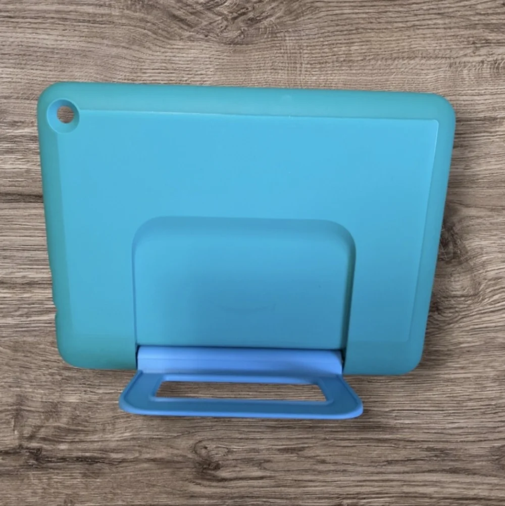 💻 Protective Blue Tablet Case 8×6